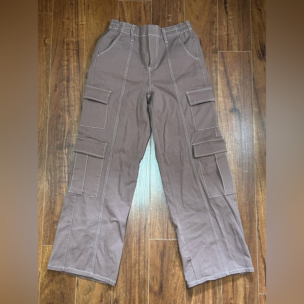 Women’s Mauve Cargo Pants
